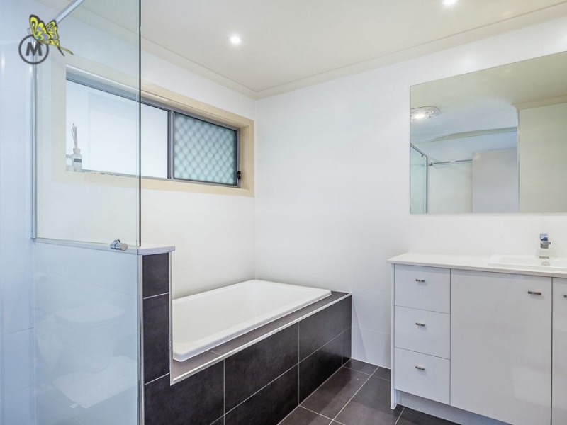 18 Borgnine Street, Mcdowall QLD 4053
