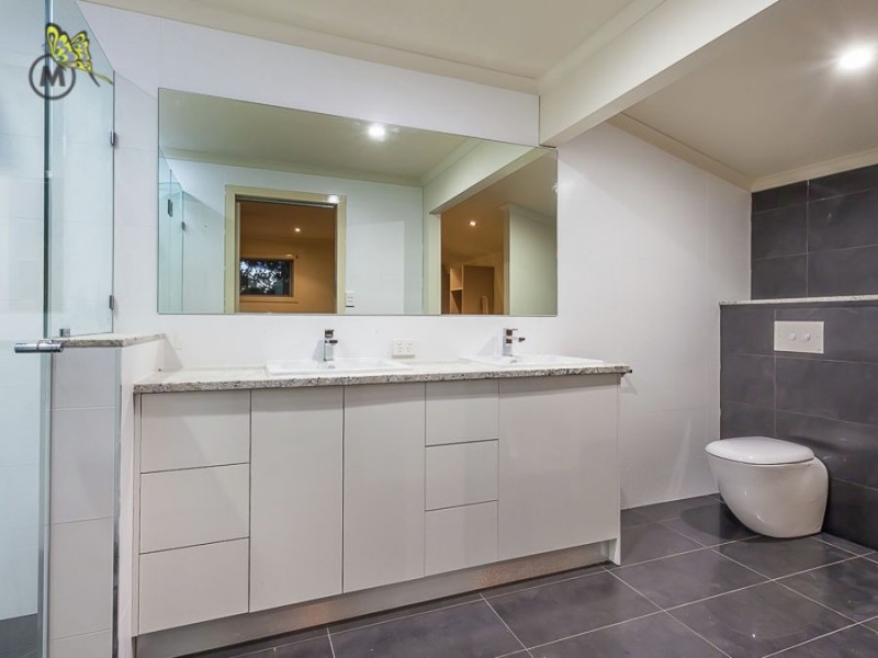 18 Borgnine Street, Mcdowall QLD 4053