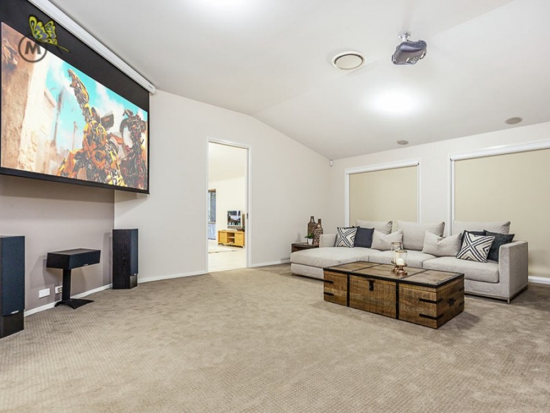 12 Lyell Crescent, Mcdowall QLD 4053