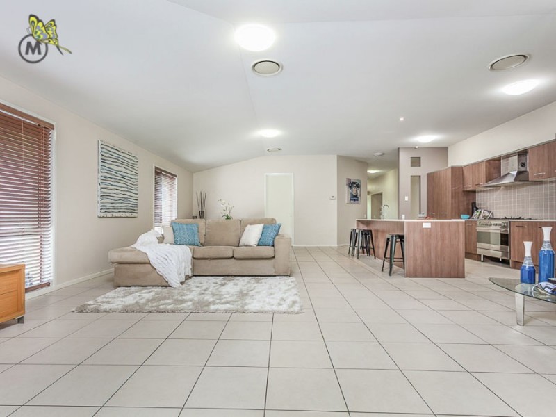 12 Lyell Crescent, Mcdowall QLD 4053