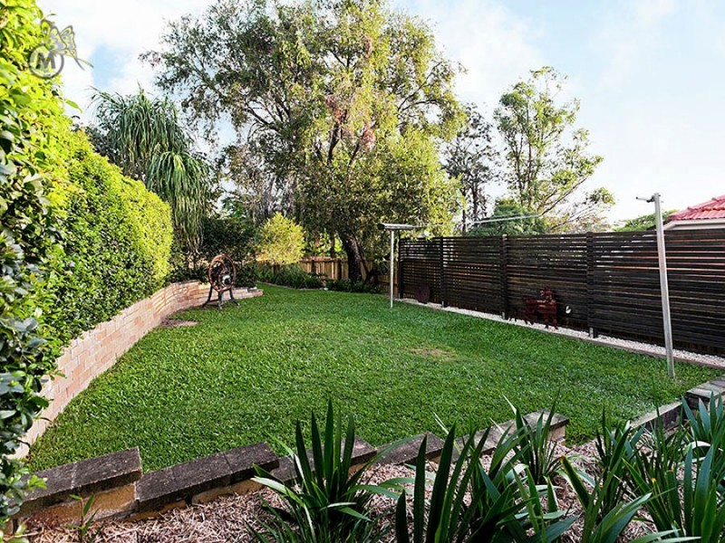 26 Eastbourne Street, Chermside West QLD 4032