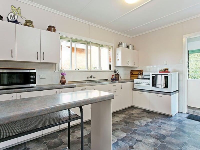 26 Eastbourne Street, Chermside West QLD 4032