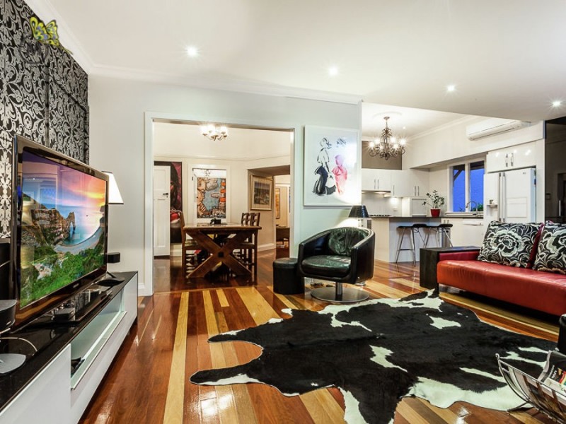 4 Wood Street, Kedron QLD 4031