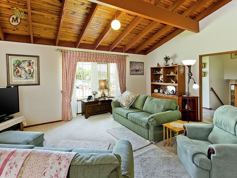 11 Karloff drive, Stafford Heights QLD 4053