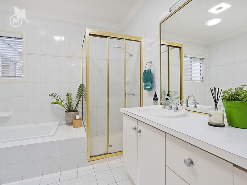 29 Costello Place, Stafford Heights QLD 4053