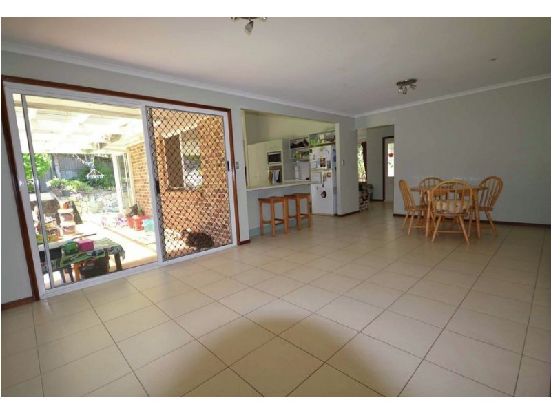 4 Middlemiss Street, Everton Park QLD 4053