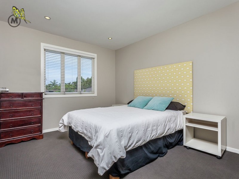 84 Griffith Street, Everton Park QLD 4053