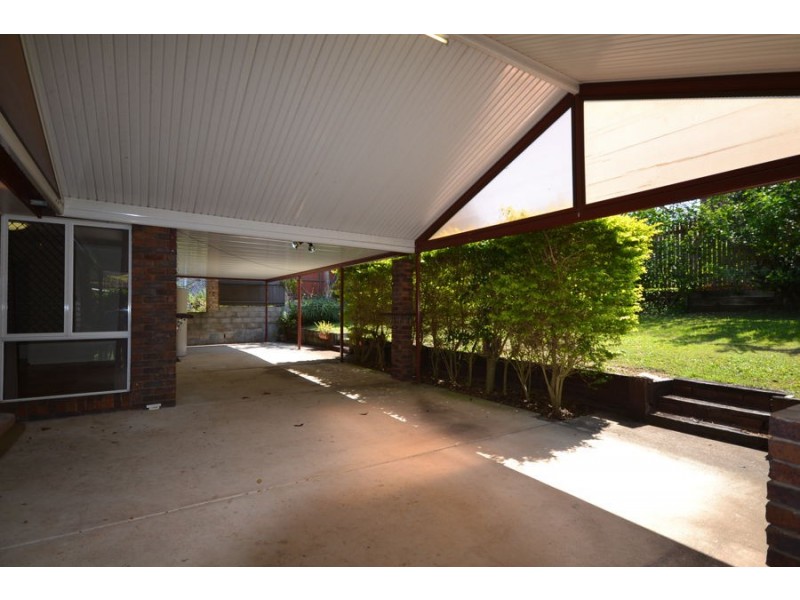 23 Fairhaven Street, Bridgeman Downs QLD 4035