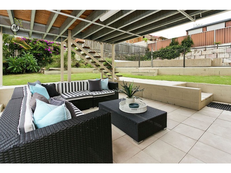 4 Astaire Place, Mcdowall QLD 4053