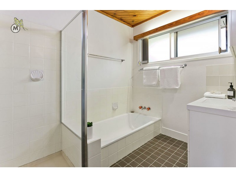 4 Astaire Place, Mcdowall QLD 4053