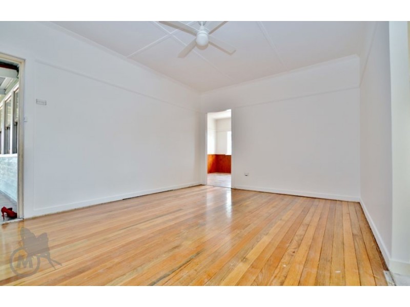 28 Kanangra Street, Stafford QLD 4053