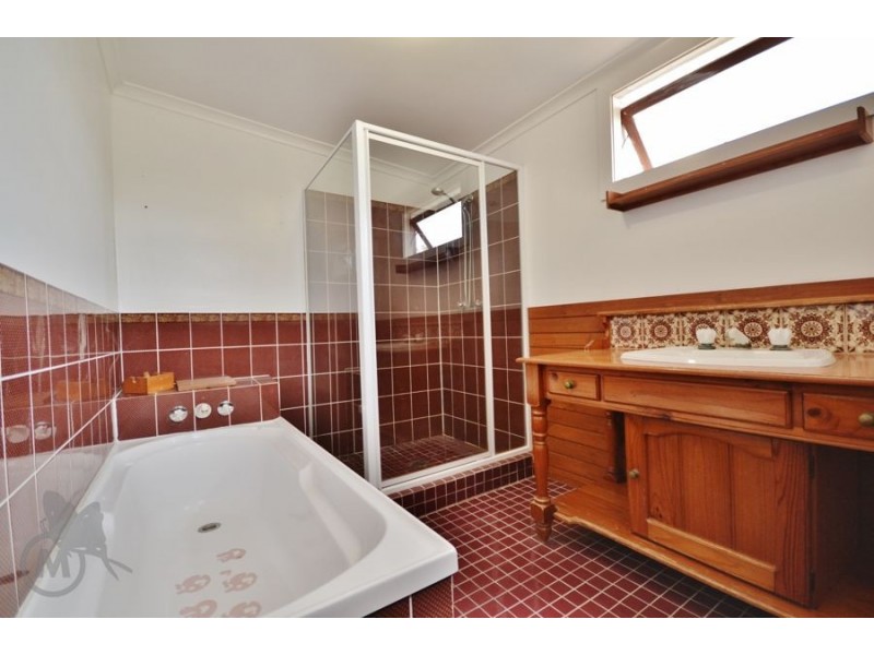 28 Kanangra Street, Stafford QLD 4053