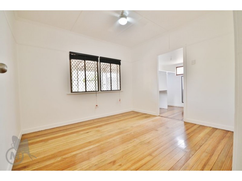 28 Kanangra Street, Stafford QLD 4053