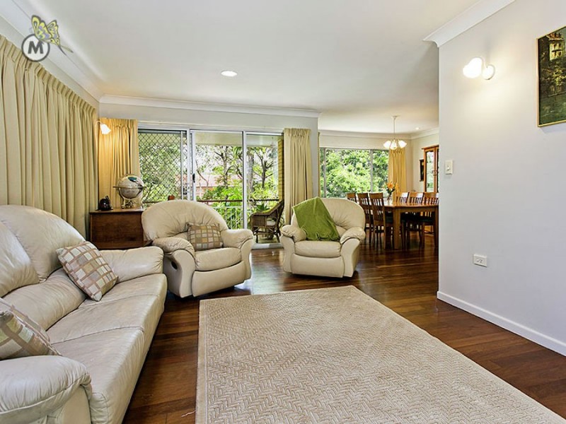 7 Lawrence Rd, Chermside West QLD 4032