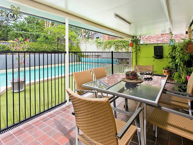 7 Lawrence Rd, Chermside West QLD 4032