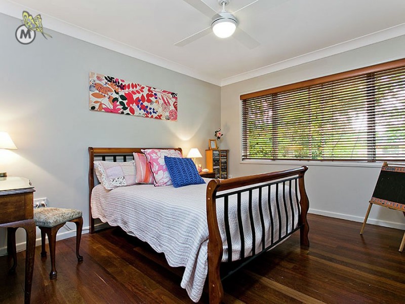 7 Lawrence Rd, Chermside West QLD 4032