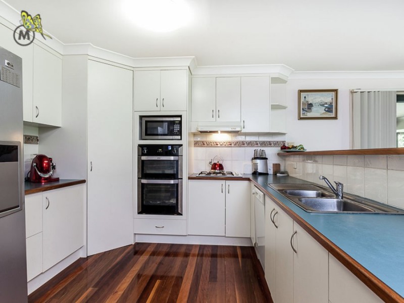 19 Silkyoak Way, Albany Creek QLD 4035