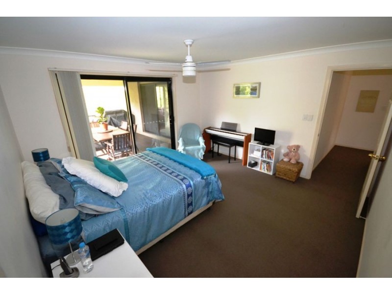 19 Silkyoak Way, Albany Creek QLD 4035