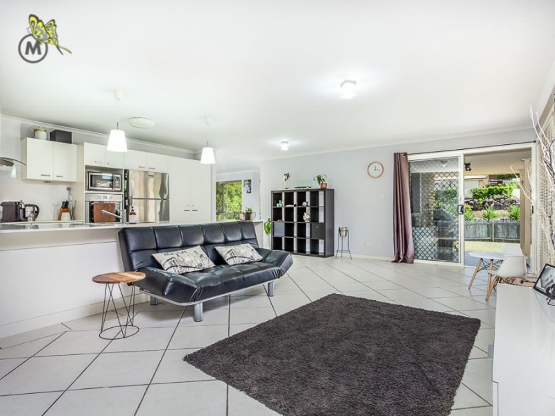 167 Saraband Drive, Eatons Hill QLD 4037