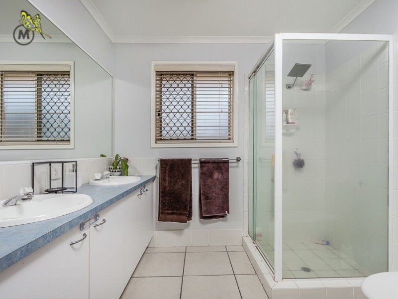 167 Saraband Drive, Eatons Hill QLD 4037