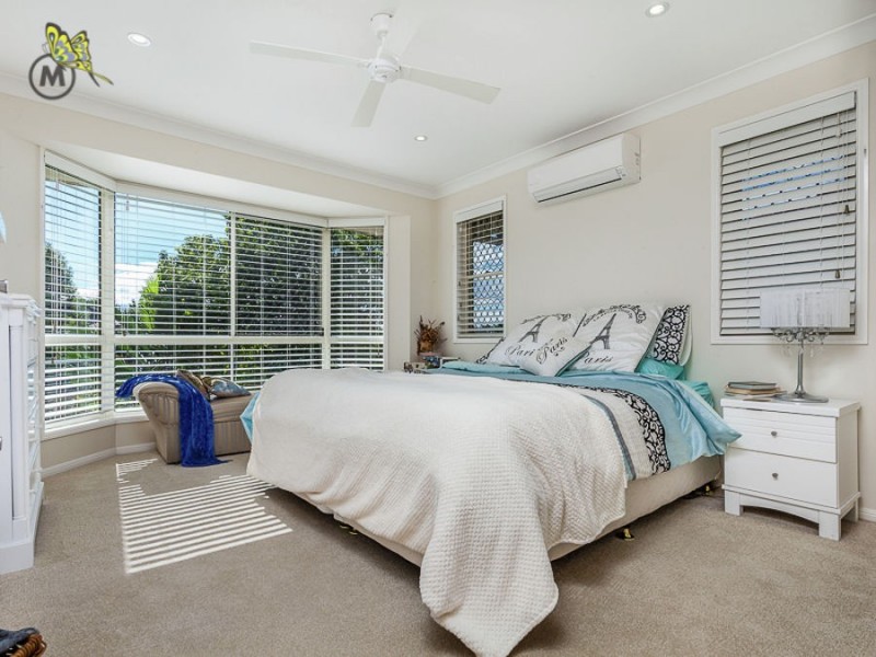 12 Hoskins Close, Mcdowall QLD 4053