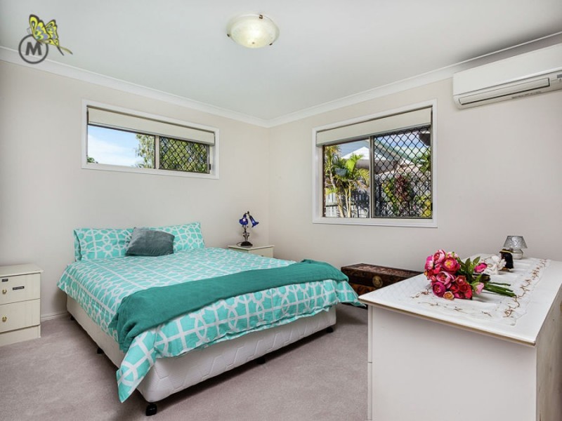12 Hoskins Close, Mcdowall QLD 4053
