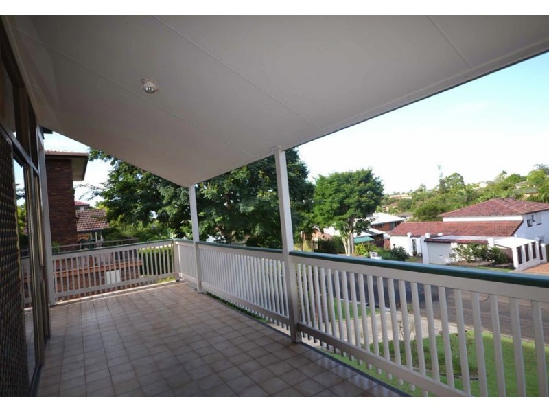 6 Gerry Street, Stafford Heights QLD 4053