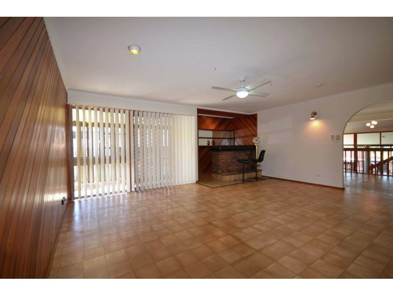 6 Gerry Street, Stafford Heights QLD 4053