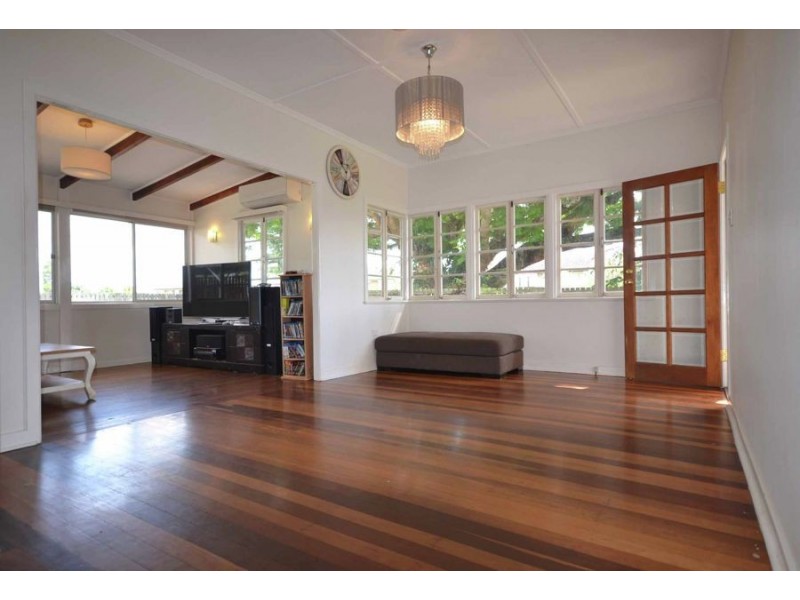 159 Samsonvale Road, Strathpine QLD 4500