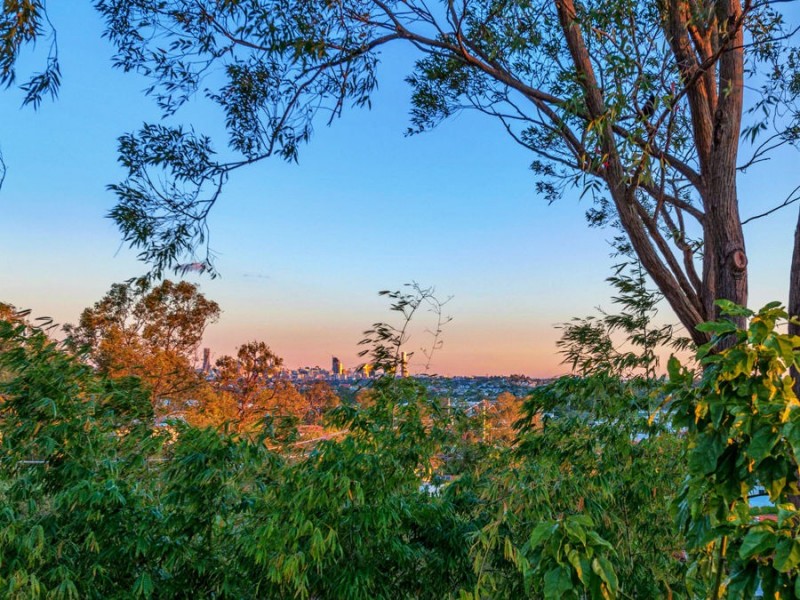 2 Kankool St, Stafford QLD 4053