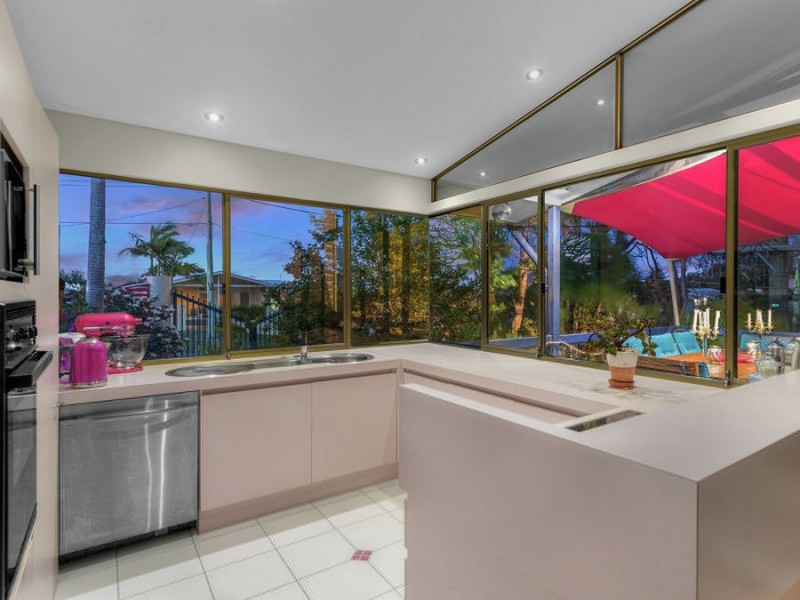 2 Kankool St, Stafford QLD 4053