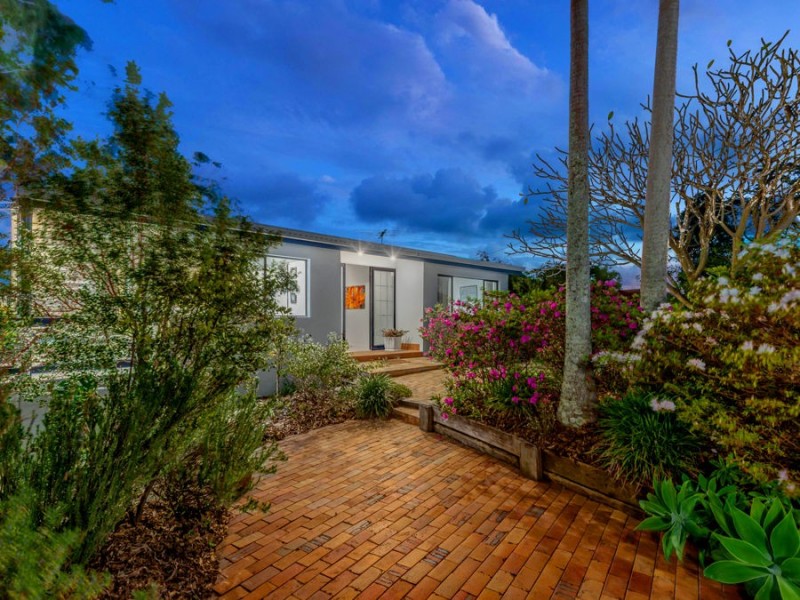 2 Kankool St, Stafford QLD 4053