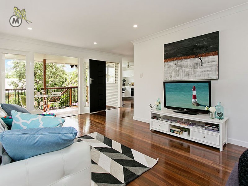 6 Bowen Ave, Albany Creek QLD 4035