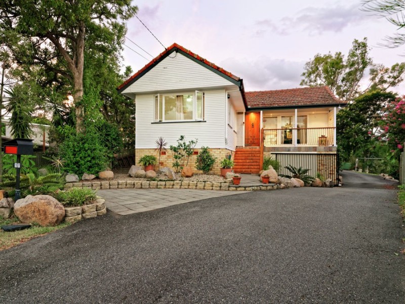 17 Greenhill Street, Everton Park QLD 4053