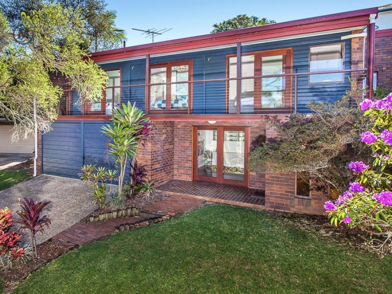 11 Walpole St, Mcdowall QLD 4053