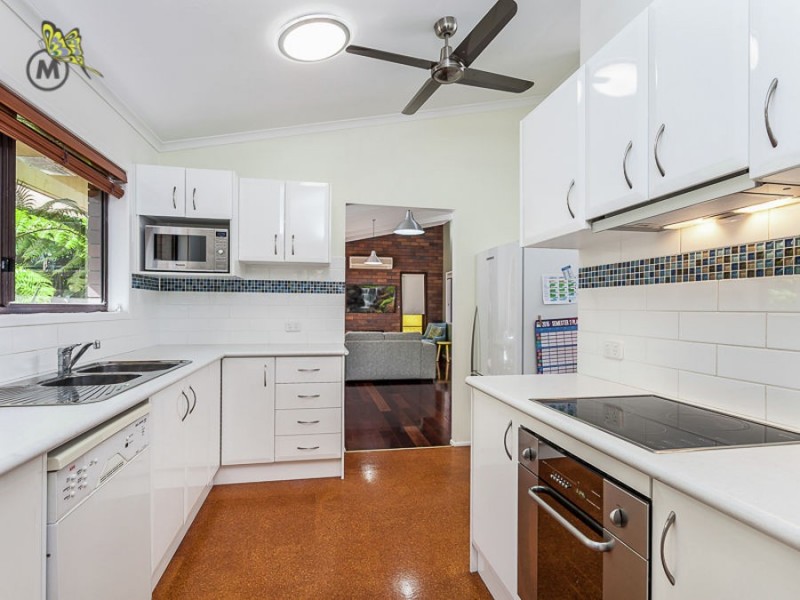 11 Walpole St, Mcdowall QLD 4053