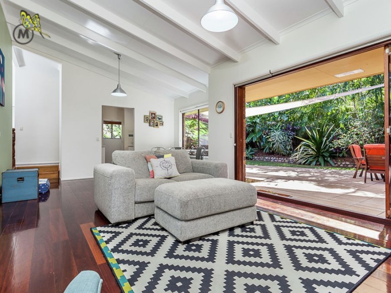 11 Walpole St, Mcdowall QLD 4053