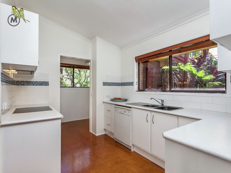 11 Walpole St, Mcdowall QLD 4053