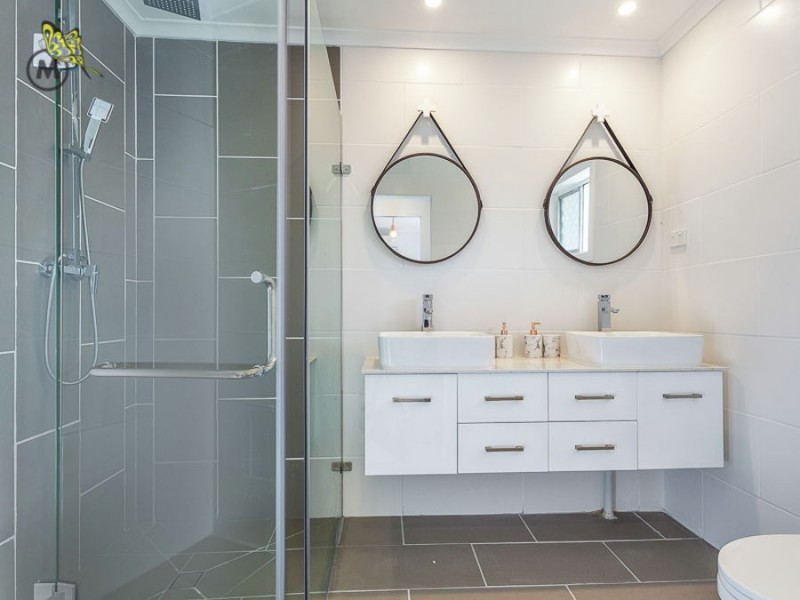 2 Redgrave St, Stafford Heights QLD 4053