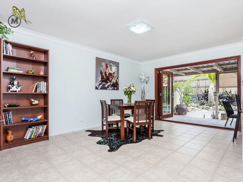 22 Van Dyke Crescent, Mcdowall QLD 4053