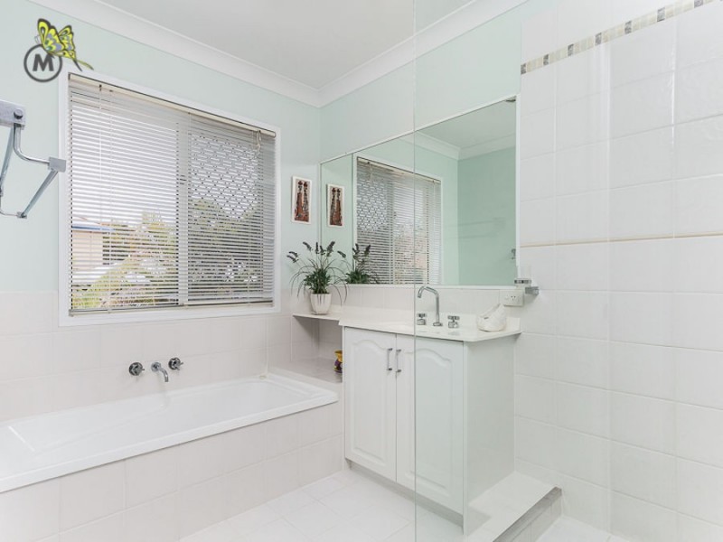 22 Van Dyke Crescent, Mcdowall QLD 4053