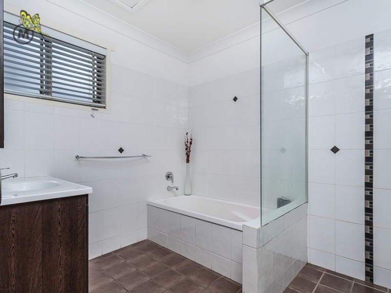 8 Marx Street, Mcdowall QLD 4053