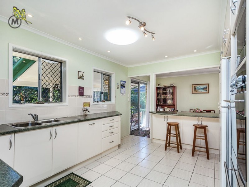 28 Redgrave St, Stafford Heights QLD 4053