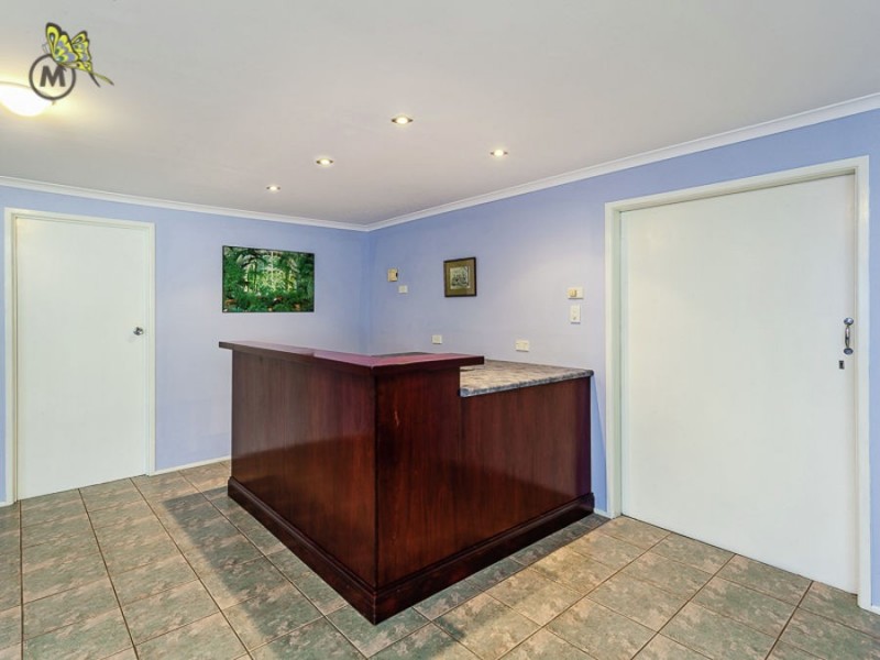 28 Redgrave St, Stafford Heights QLD 4053