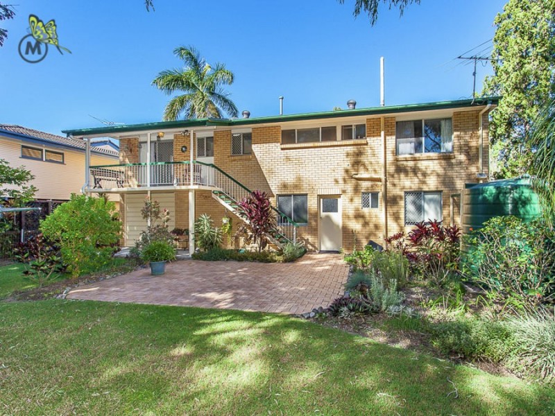 28 Redgrave St, Stafford Heights QLD 4053