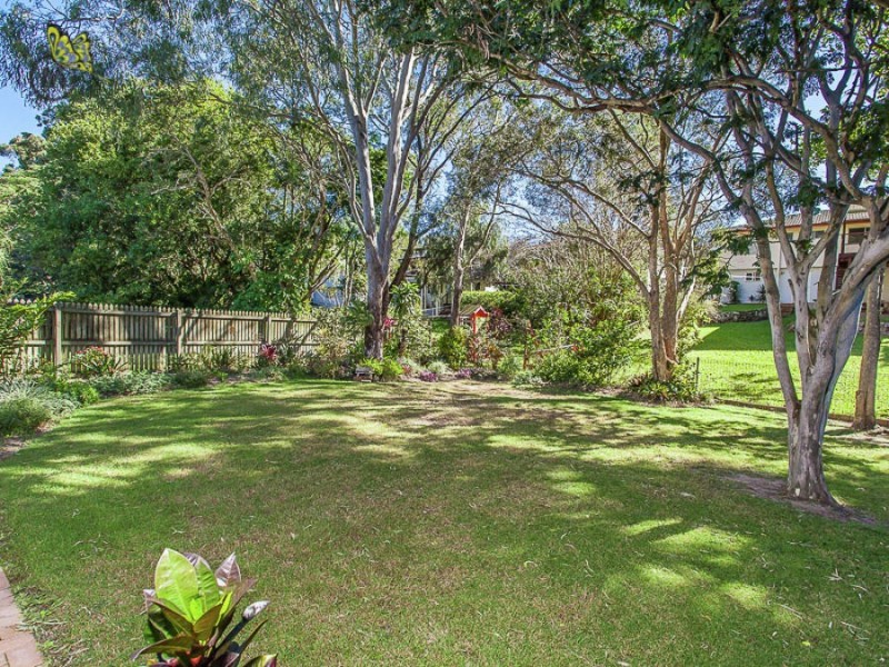 28 Redgrave St, Stafford Heights QLD 4053