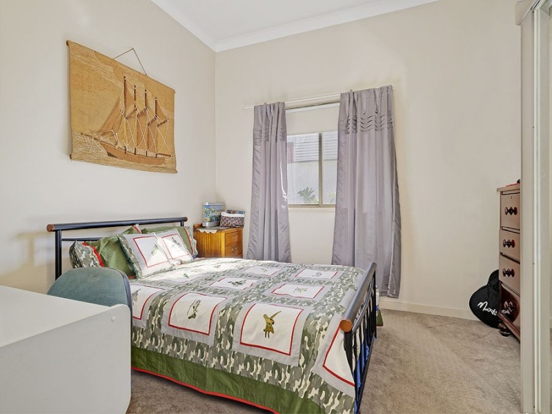 20 Windsor Street, Hamilton QLD 4007