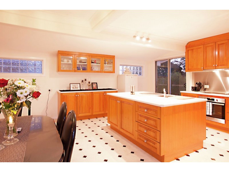 8 Trevor Street, Keperra QLD 4054