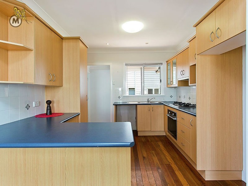 94 Barton St, Everton Park QLD 4053