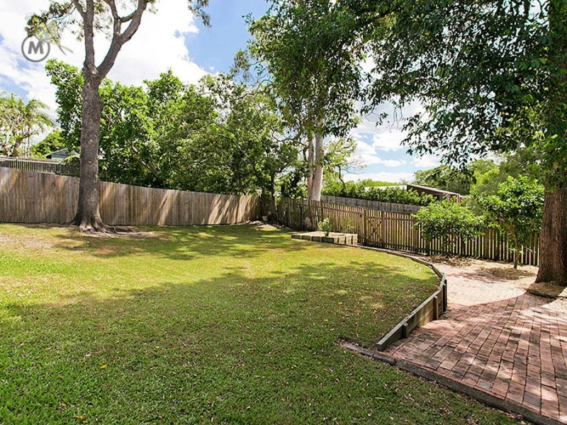 94 Barton St, Everton Park QLD 4053